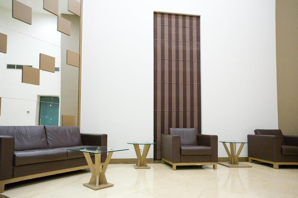 The Cupcake Suites Jakarta Exterior photo