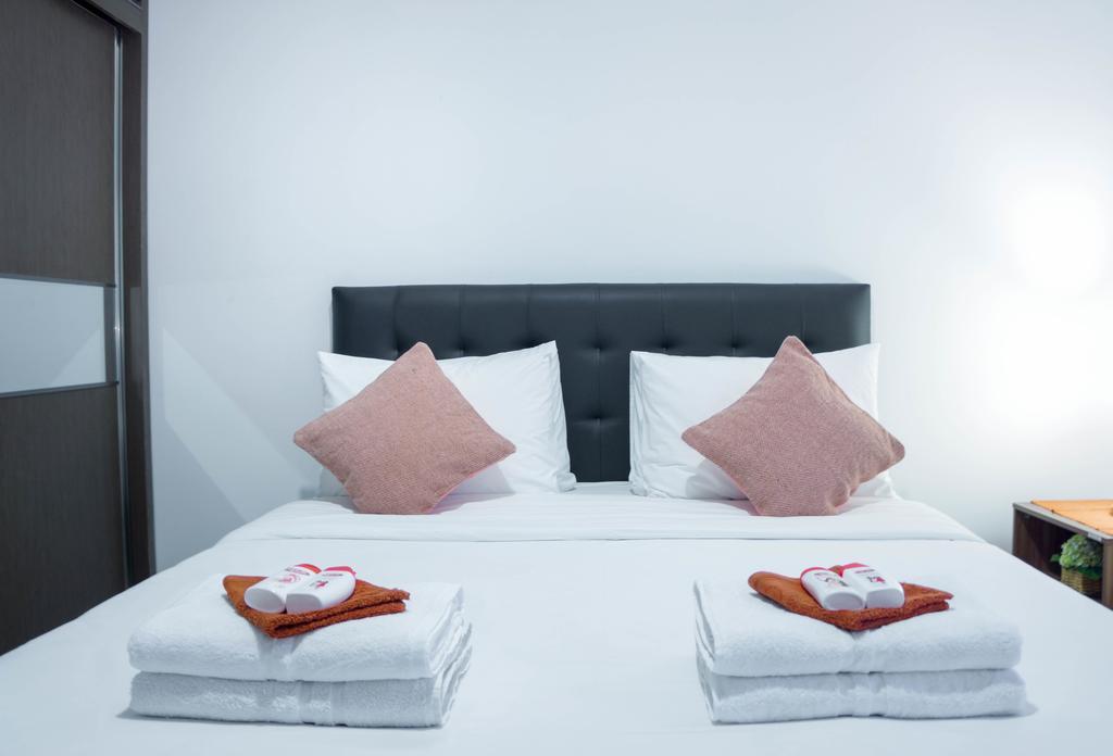 The Cupcake Suites Jakarta Exterior photo