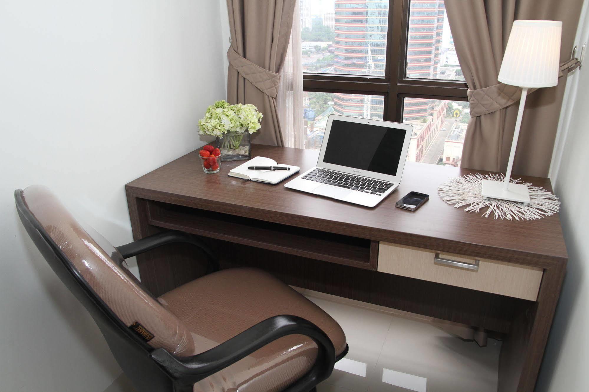 The Cupcake Suites Jakarta Exterior photo
