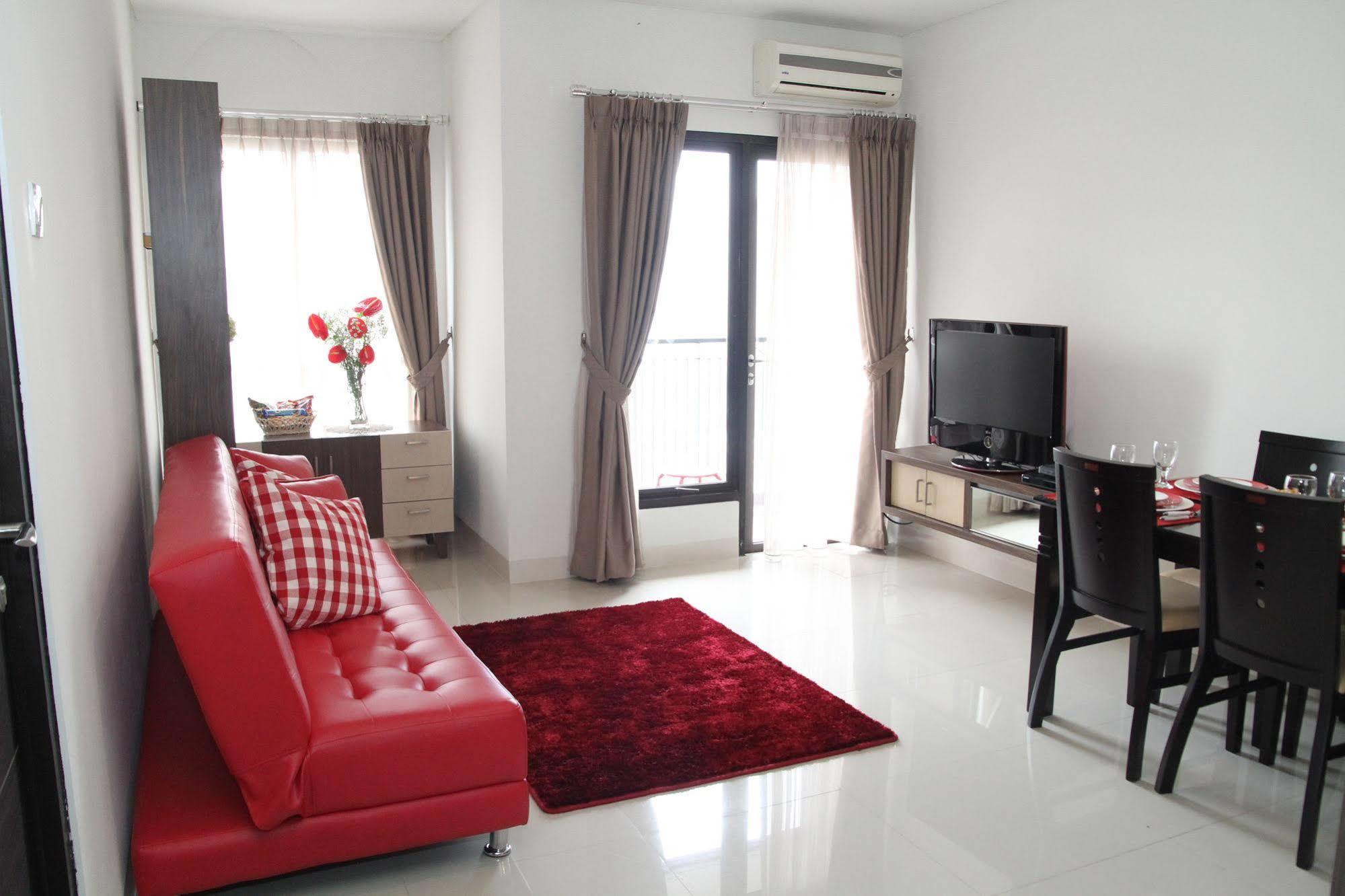 The Cupcake Suites Jakarta Exterior photo